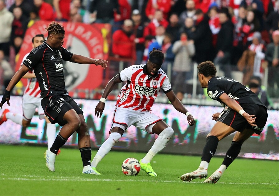 Samsunspor, Trendyol Süper Lig'in 30. haftasında sahasında Beşiktaş'ı 2-1 yendi.