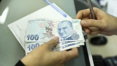 Çalışma ve Sosyal Güvenlik Bakanı Vedat Işıkhan, Kurban Bayramı’nda emeklilere