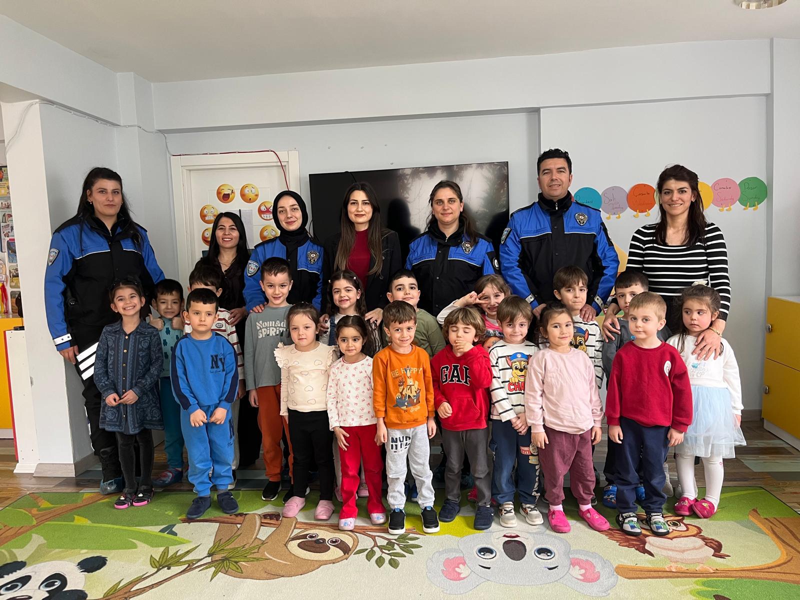 Afyonkarahisar’da Türk Polis Teşkilatının 181. kuruluş yıl dönümü kapsamında anaokulu