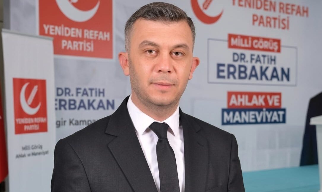 Yeniden Refah Partisi Afyonkarahisar İl Başkanı Fehmi Güray Çakır, yazılı