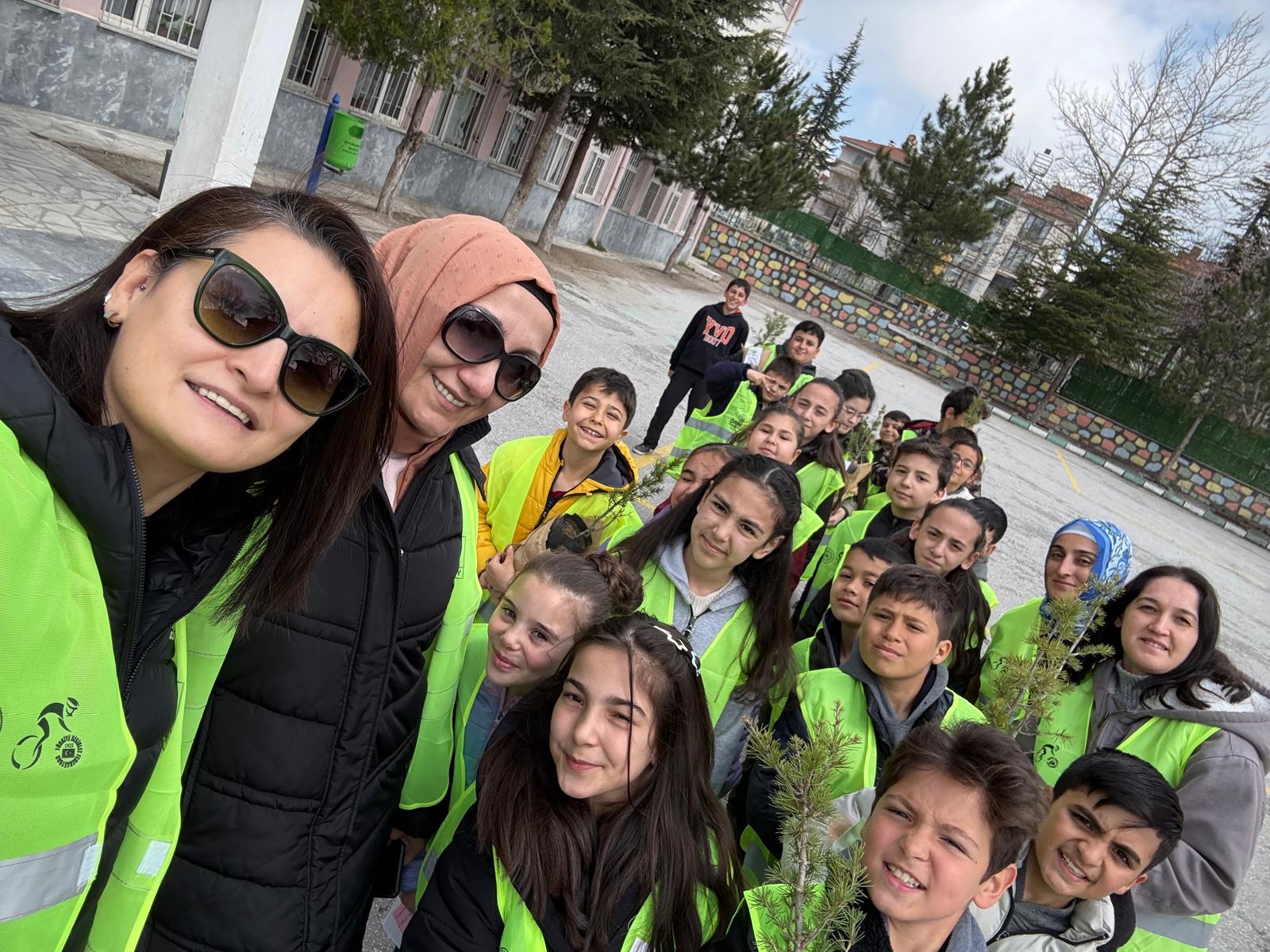 Yeşilay tarafından hayata geçirilen “Sağlıklı Yaşam Ligi” kapsamında, Afyonkarahisar il