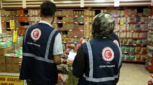Ticaret Bakanlığı, fahiş fiyat artışlarına karşı yürüttüğü denetimler kapsamında İstanbul'da