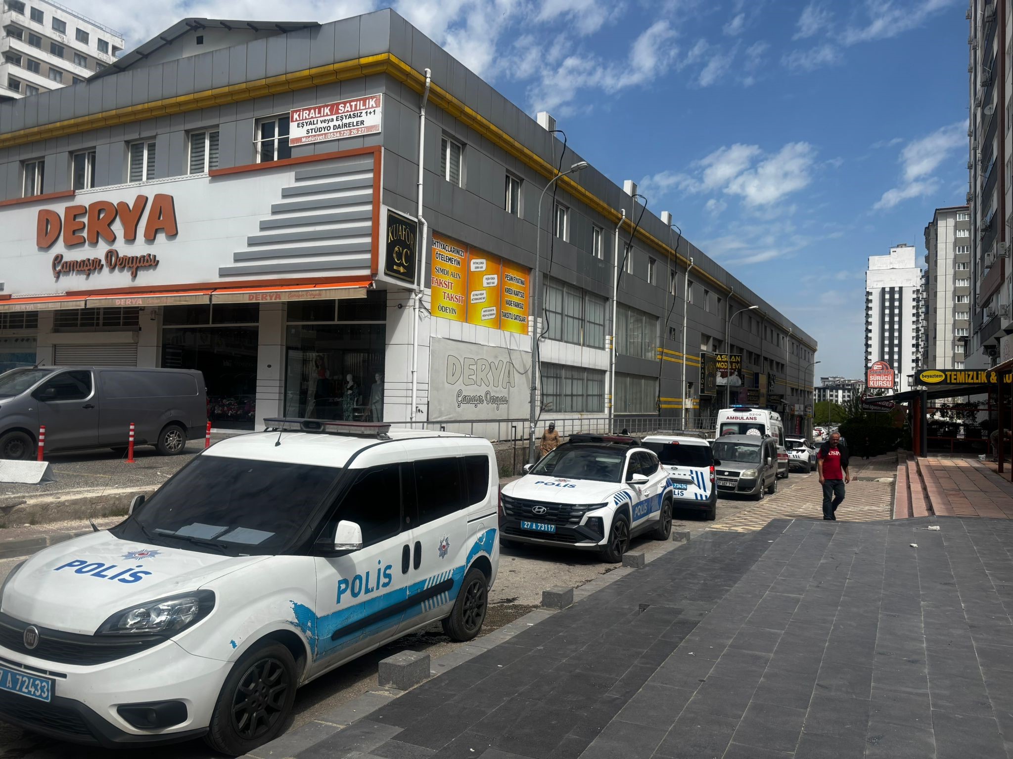 Gaziantep’te cezaevinden yeni tahliye olan bir şahsın, evde bulunan eşini