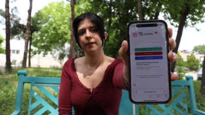 Denizli'de yaşayan 27 yaşındaki Zeliha İrem Karaman, internet üzerinden hastane