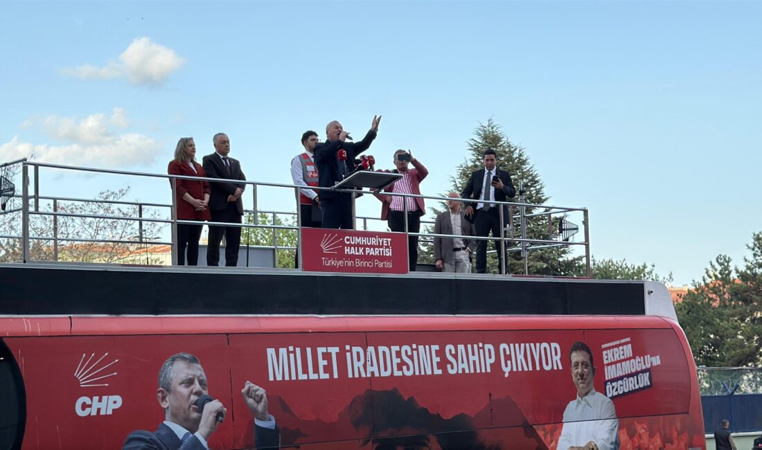 Afyonkarahisar Belediye Başkanı Burcu Köksal’ın siyasi tercihine yönelik kamuoyunda yapılan