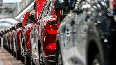 Otomotiv Sanayii Derneği (OSD) pazar verilerine göre, otomotiv ihracatı adet