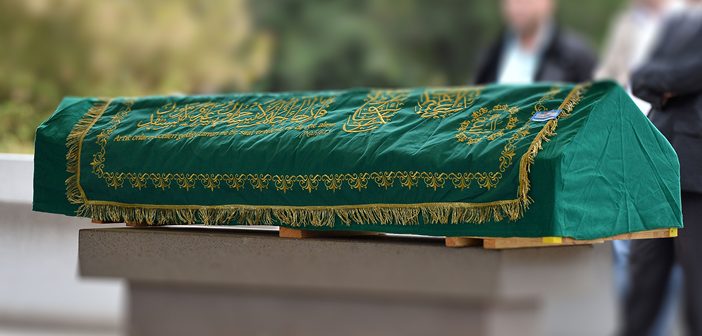 Afyonkarahisar Orman İşletme Müdürlüğünden emekli, kent esnafının yakından tanıdığı ve