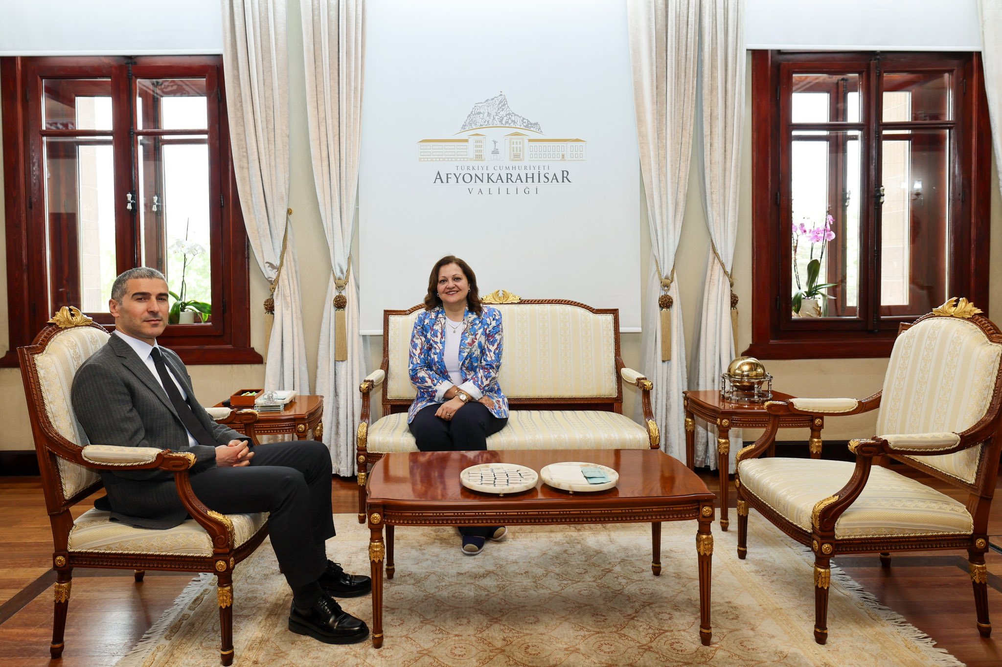 Afyonkarahisar Belediye Başkanı Burcu Köksal, Vali Dr. Naci Aktaş’ı ziyaret
