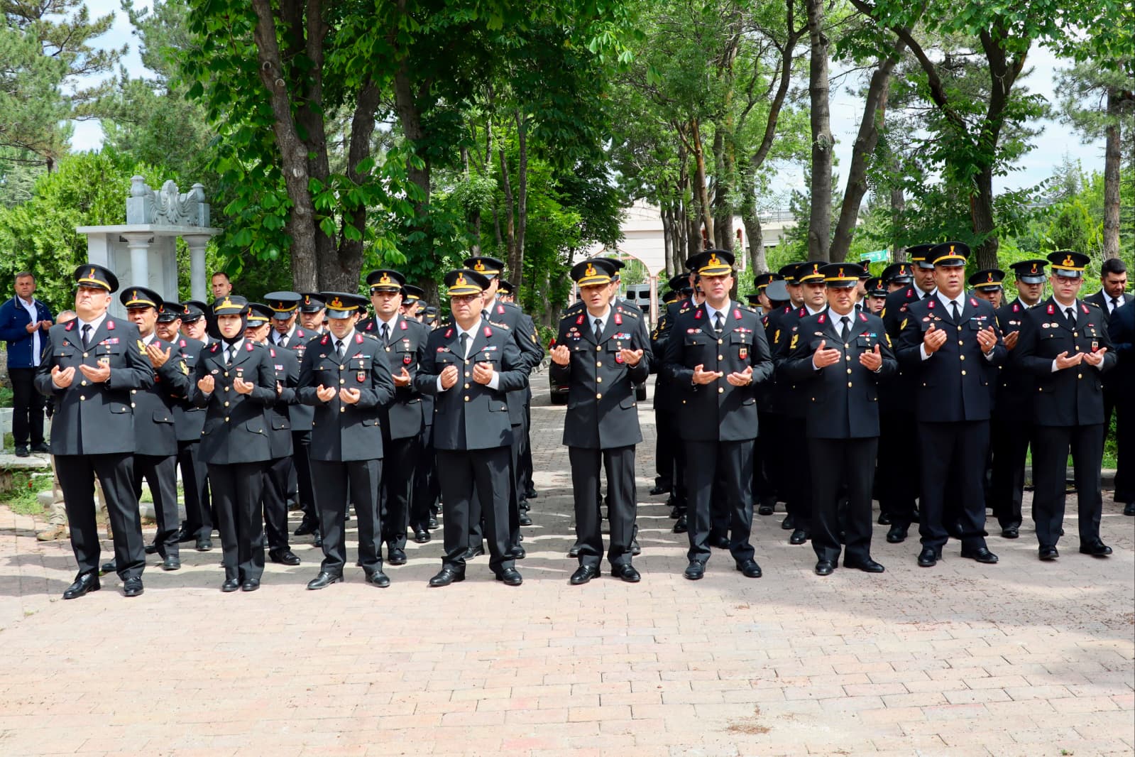 Jandarma Genel Komutanlığı’nın 187’nci kuruluş yıl dönümü dolayısıyla Afyonkarahisar İl