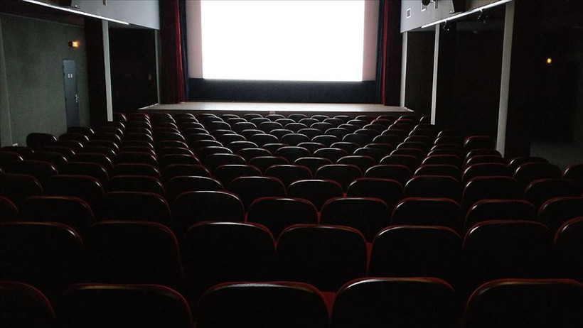 Sinema salonlarında bu hafta 7 film vizyona girdi.