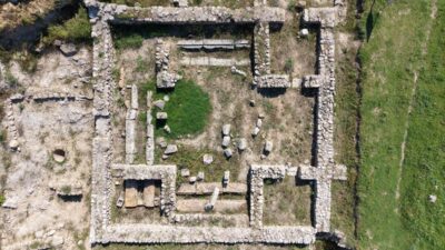 Karabük'ün Eskipazar ilçesindeki Hadrianapolis Antik Kenti'nde 1750 yıllık pitos (küp)