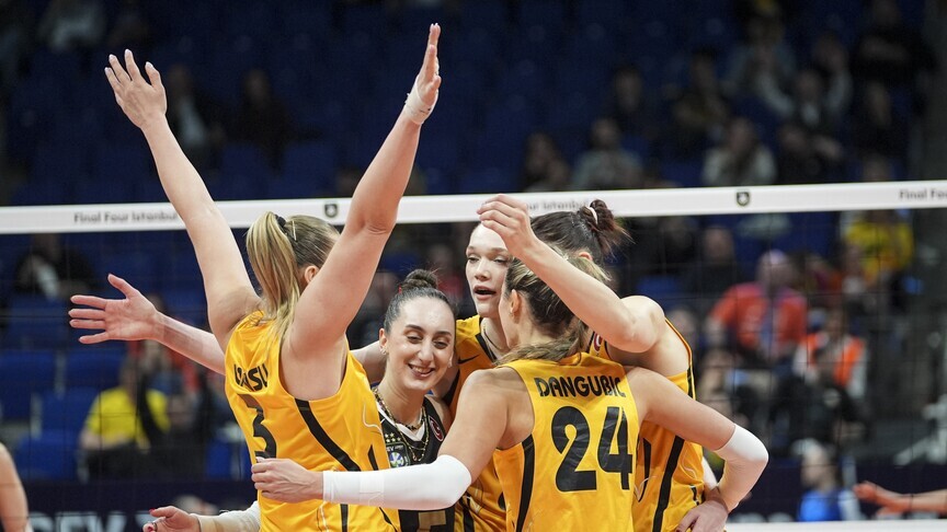 VakıfBank Kadın Voleybol Takımı, 11 oyuncuyla 2026-2027 sezonunda da yola