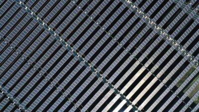 Türkiye'de güneş enerjisi santrallerinden elektrik üretimi dün günlük bazda yılın