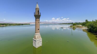 Türkiye'nin en büyük barajlarından Karakaya Barajı'nın çevresindeki bazı yerleşim yerleri,