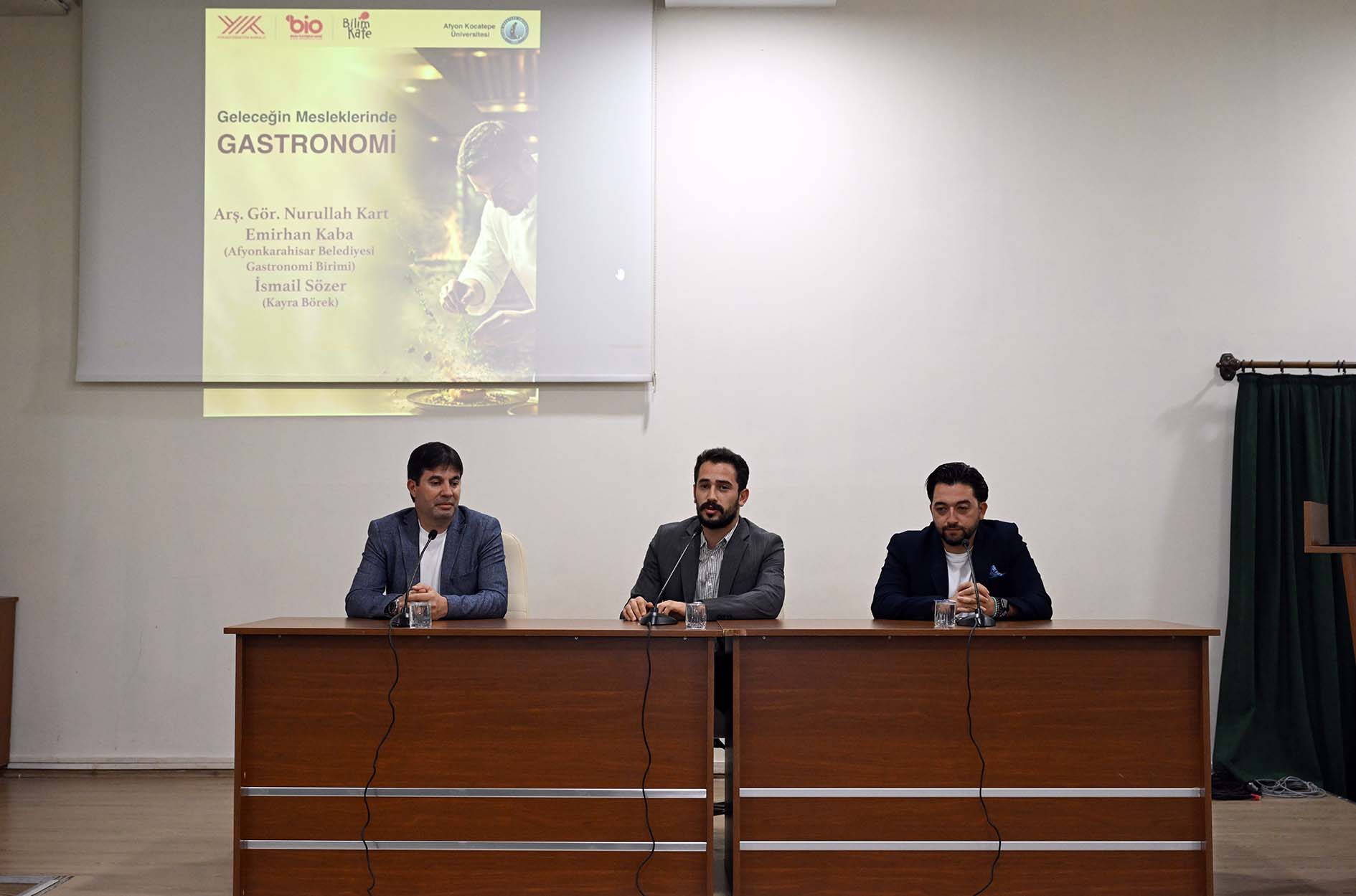 AKÜ’de “Geleceğin Mesleklerinde Gastronomi” Söyleşisi 1 AKÜ’de “Geleceğin Mesleklerinde Gastronomi” Söyleşisi