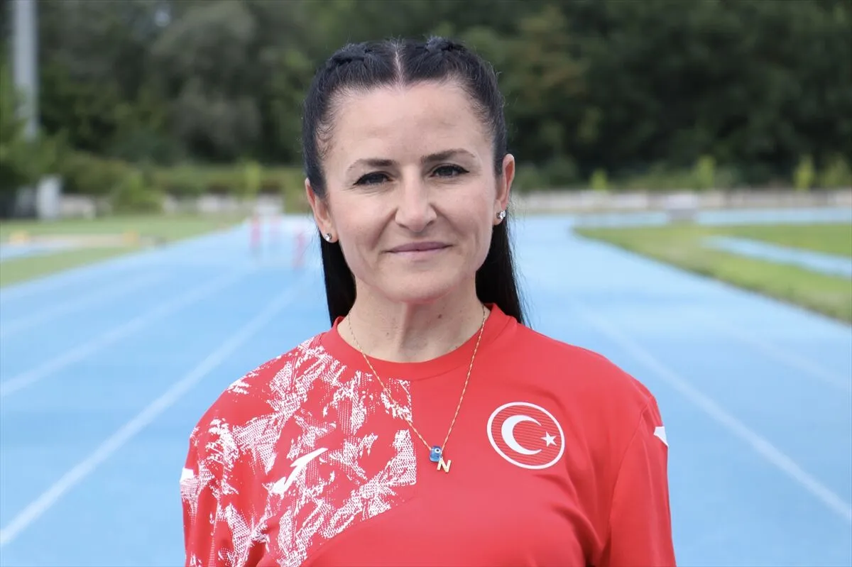 Milli atlet Yunus Emre Civelek tarihe geçti 2 Milli atlet Yunus Emre Civelek tarihe geçti