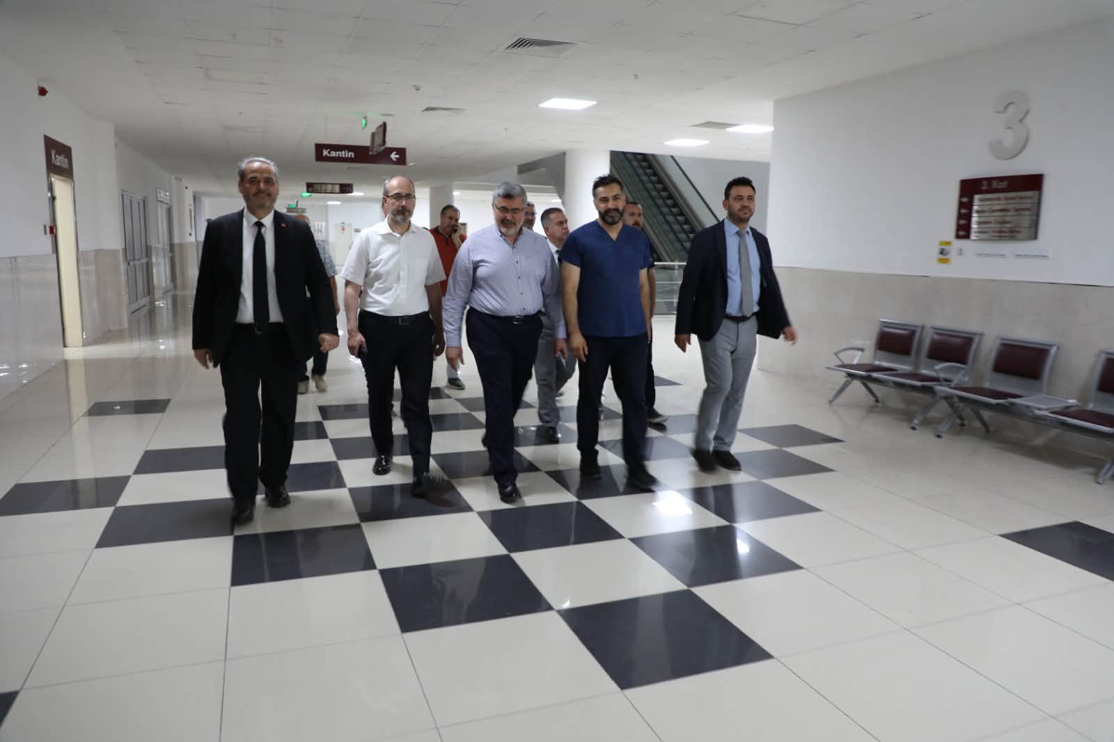 AK Parti Afyonkarahisar Milletvekili Ali Özkaya ve beraberindeki heyet, Afyonkarahisar