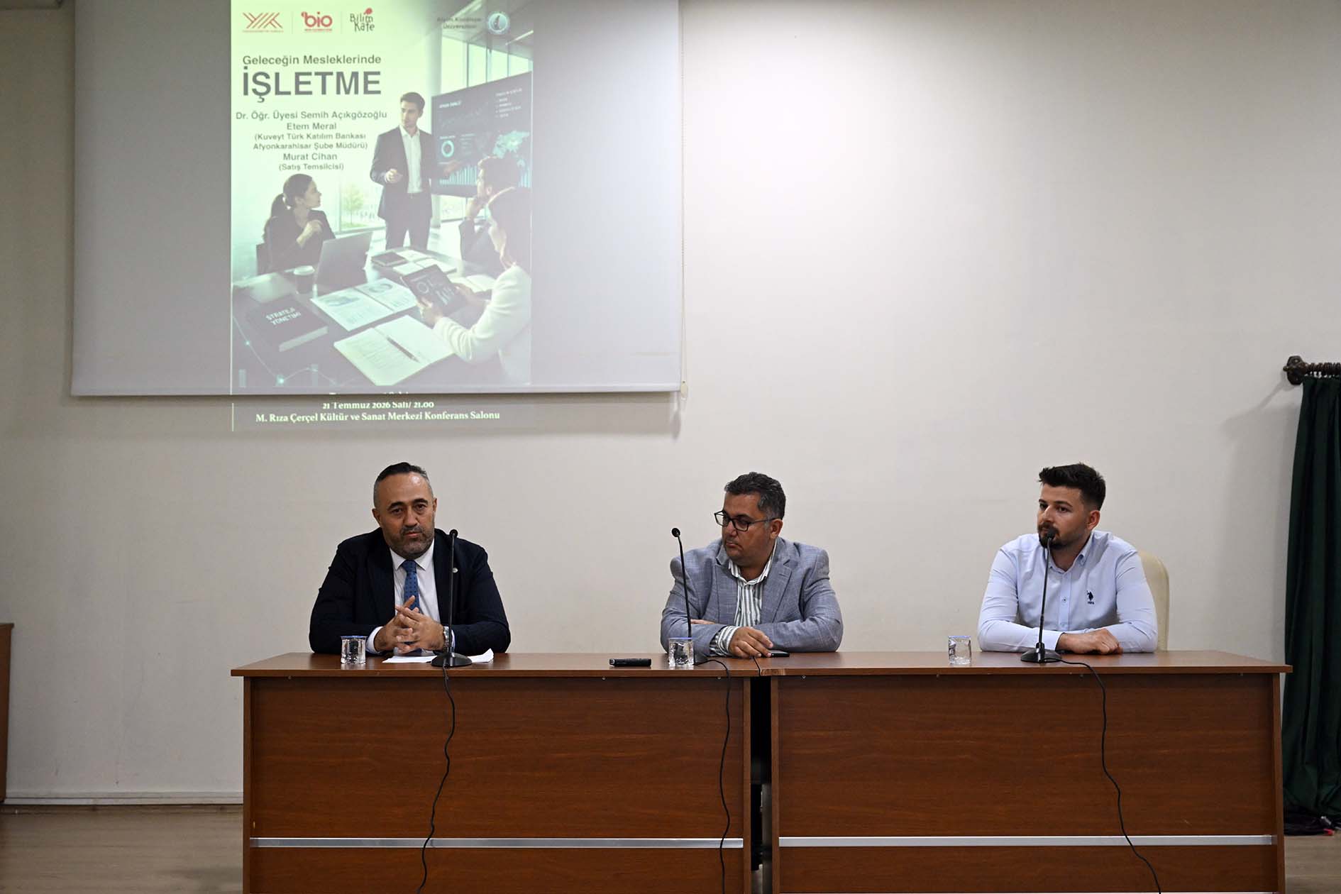 “Yapay zekâ tehdit değil, destekleyici bir unsur” 1 “Yapay zekâ tehdit değil, destekleyici bir unsur”