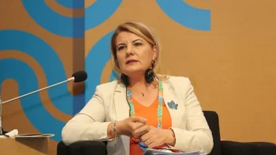 İçişleri Bakanlığı tarafından Kocaeli İzmit Belediye Başkanı Fatma Kaplan Hürriyet’in
