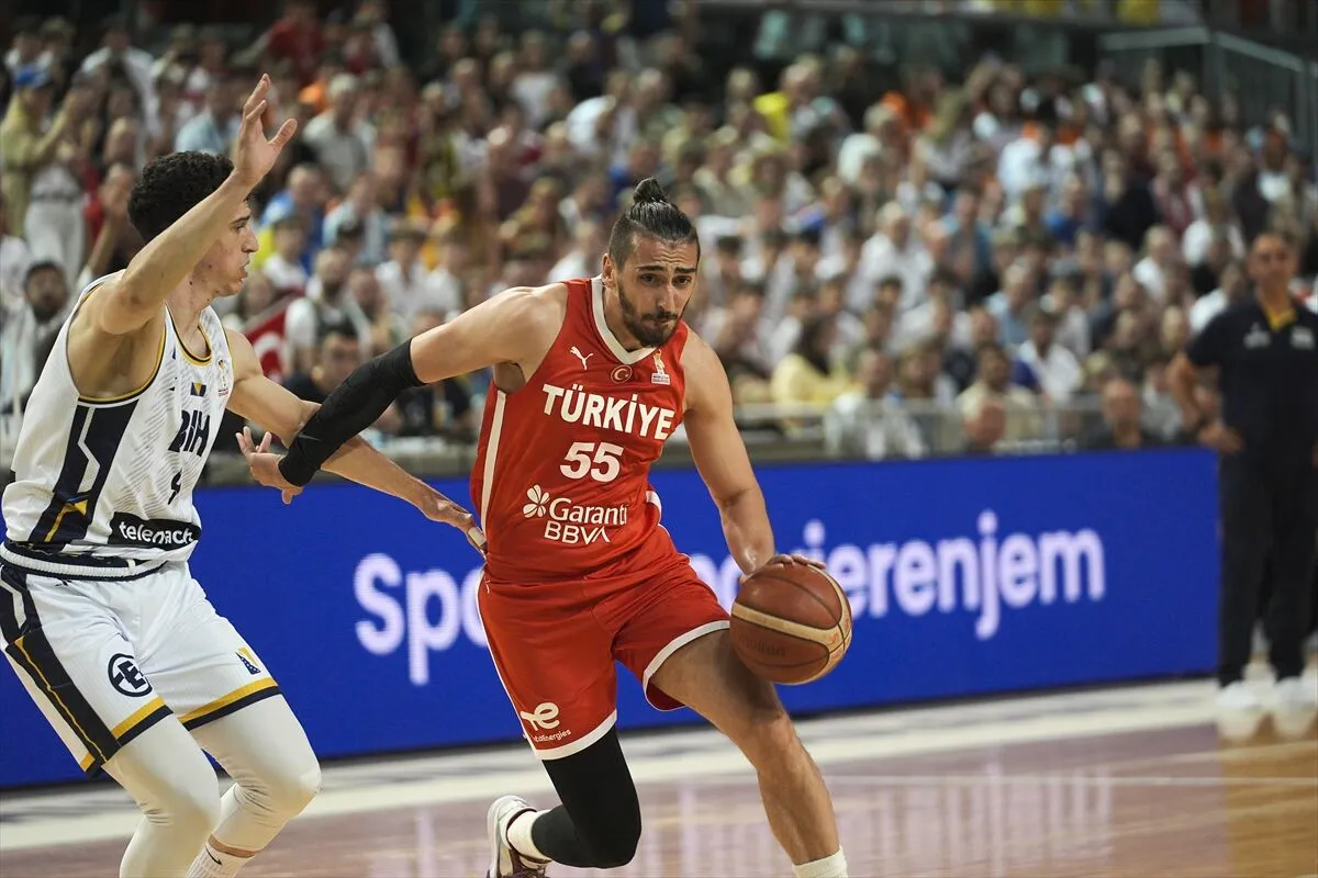 A Milli Basketbol Takımımızdan 5'te 5 4 A Milli Basketbol Takımımızdan 5'te 5