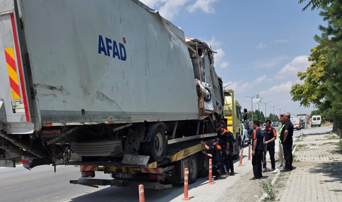 Afet ve Acil Durum Müdürlüğü'nün beyaz eşya taşıyan tırı Afyonkarahisar'da