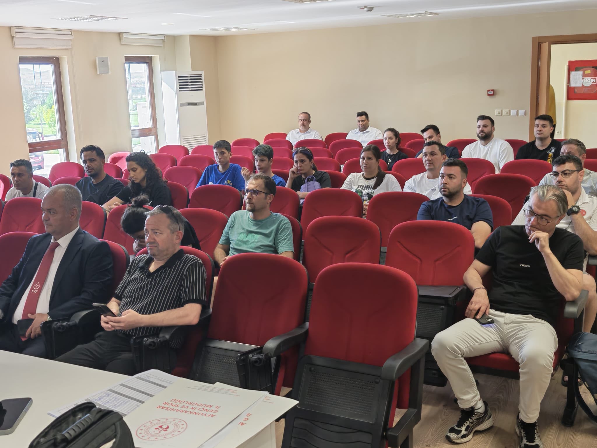 ANALİG voleybol heyecanı, Afyonkarahisar'da başladı 6 ANALİG voleybol heyecanı, Afyonkarahisar'da başladı