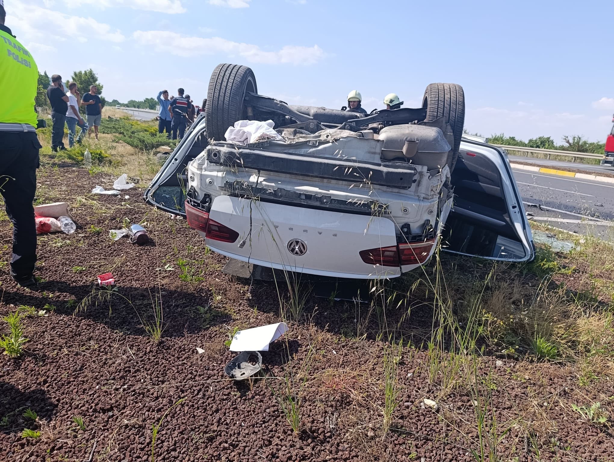 Afyonkarahisar'dan yola çıkan aile kaza geçirdi: 3 yaralı