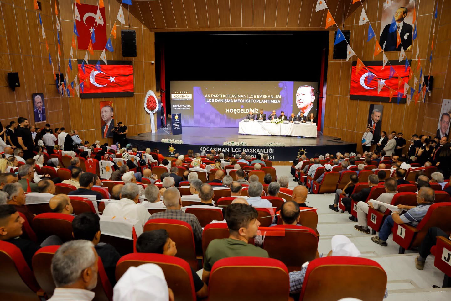 AK Parti Kayseri’de ilçe danışma meclisleri yoğun katılımla gerçekleştirildi 1 AK Parti Kayseri’de ilçe danışma meclisleri yoğun katılımla gerçekleştirildi