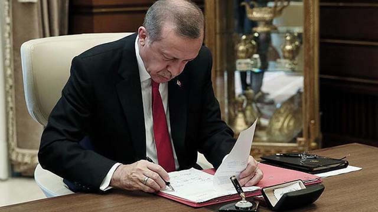 Cumhurbaşkanı Erdoğan’ın imzasıyla Afyonkarahisar’daki TCDD 7. Bölge Müdürü Adem Sivri