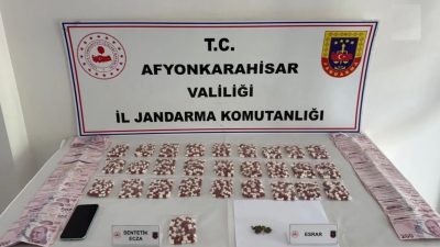 İçişleri Bakanlığı, Jandarma Genel Komutanlığı ekiplerince uyuşturucu madde satıcılarına ve