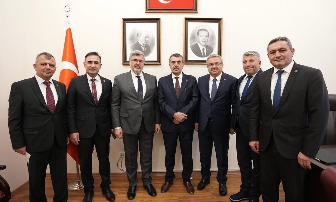AK Parti Afyonkarahisar Milletvekilleri, Milli Eğitim Bakanı Yusuf Tekin'i Türkiye