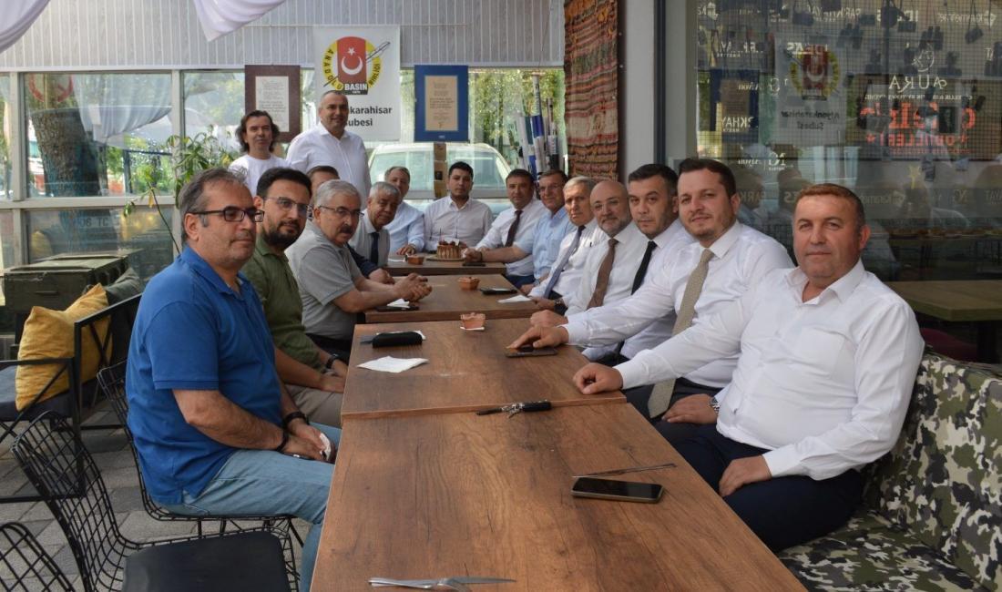 Anadolu Basın Birliği Afyonkarahisar Şubesi'nin düzenlediği il başkanları toplantısı, Milliyetçi