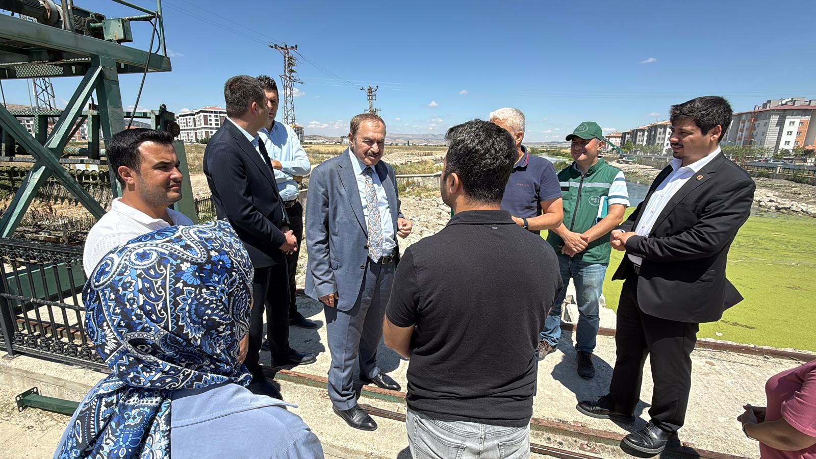Akarçay temizliğine DSİ'den özel makine desteği geliyor
