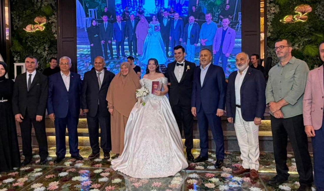 Uzman Diş Hekimi Ahmet Mahir Aktürk ile Diş Hekimi Şehrinur