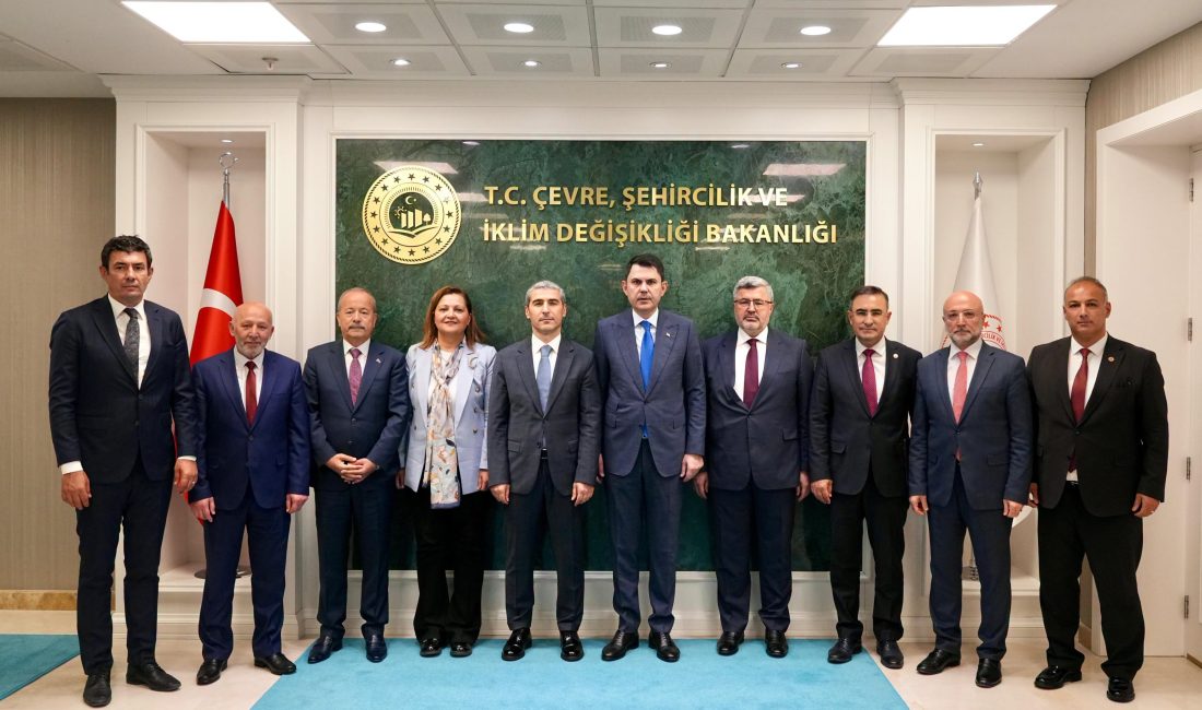 Afyonkarahisar Valisi Dr. Naci Aktaş başkanlığındaki heyet, Çevre, Şehircilik ve