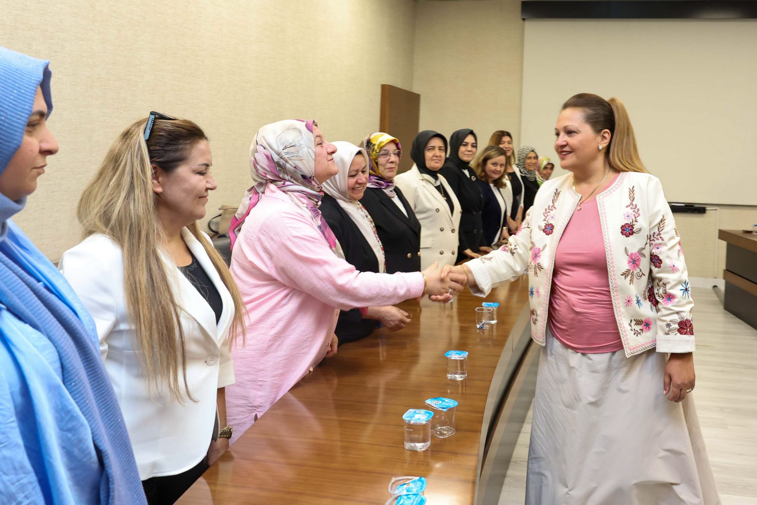 Başkan Köksal, Hülya Kalaycı ve yönetimiyle görüştü