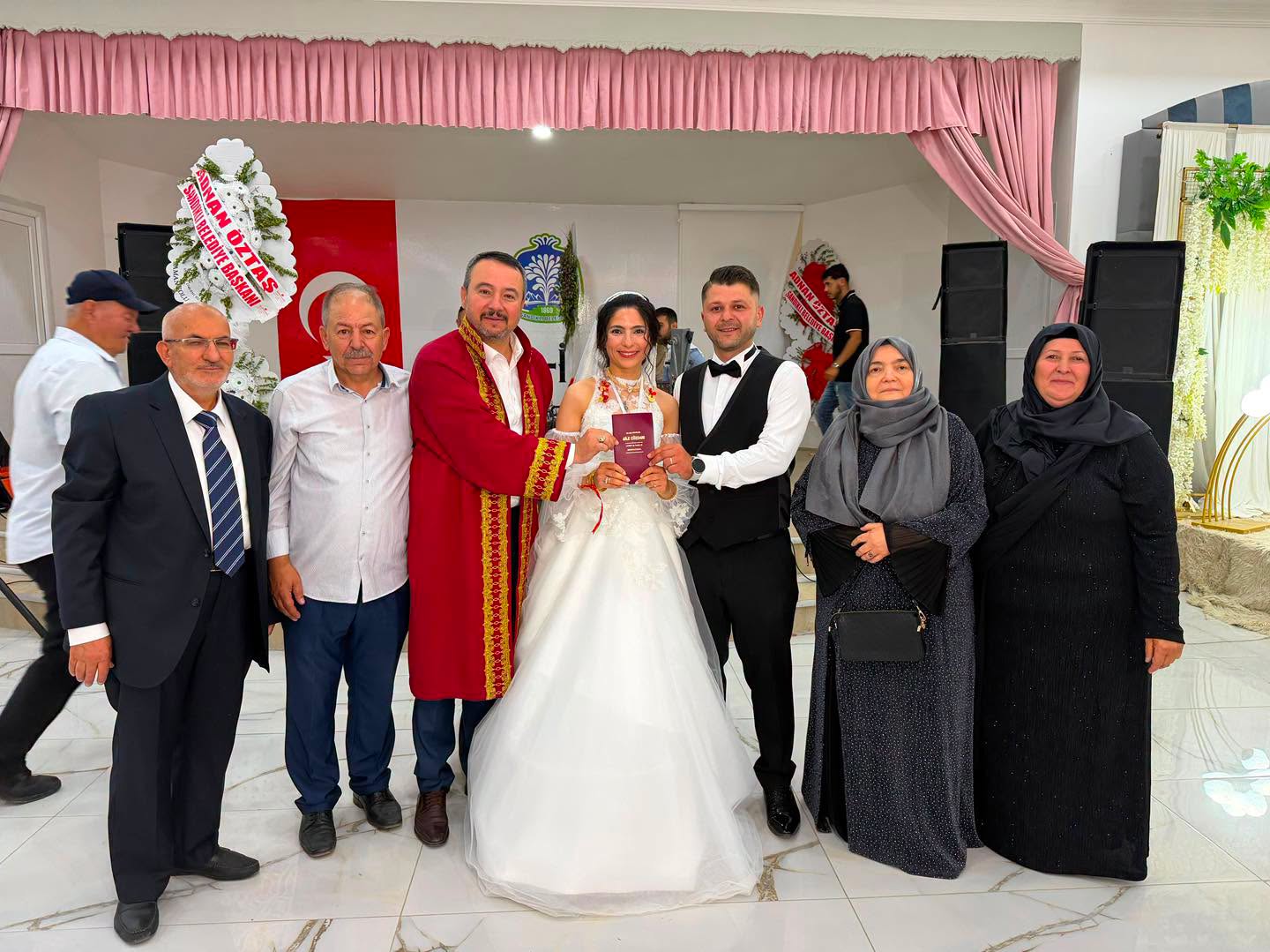 Başkan Öztaş, çiftleri yalnız bırakmadı