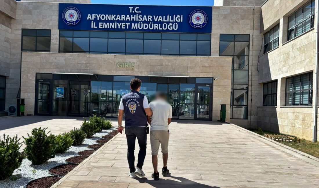 Afyonkarahisar İl Emniyet Müdürlüğü ekipleri, aranan şahısların yakalanmasına yönelik yürüttüğü