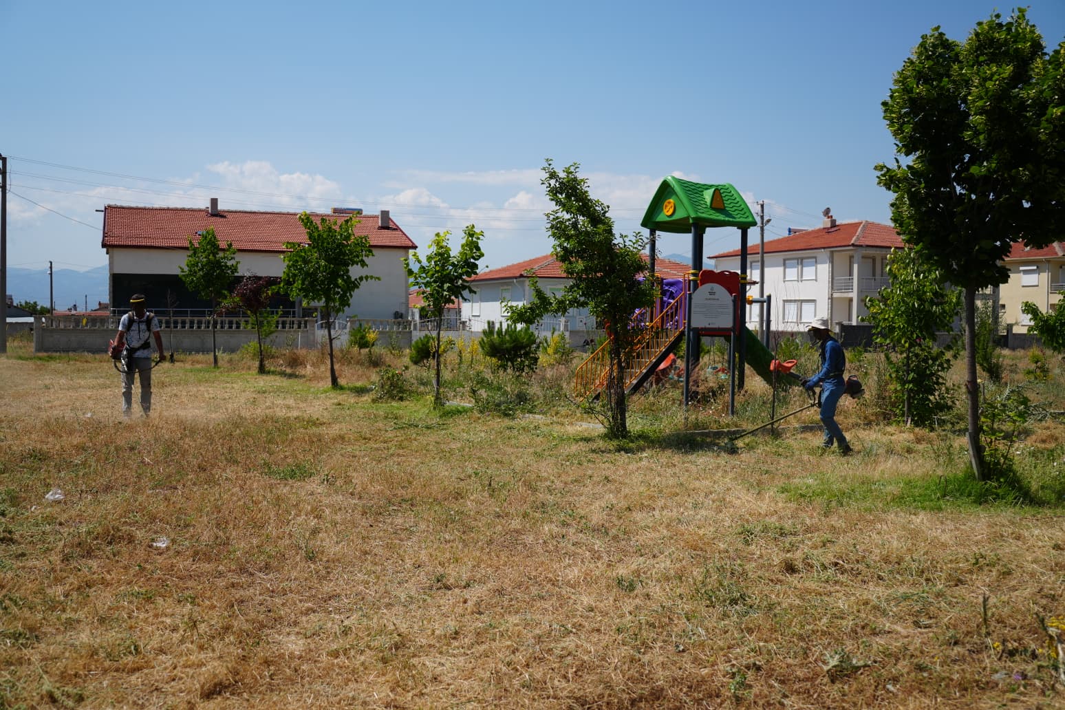 Bolvadin Belediyesi'nden çevre temizliği seferberliği