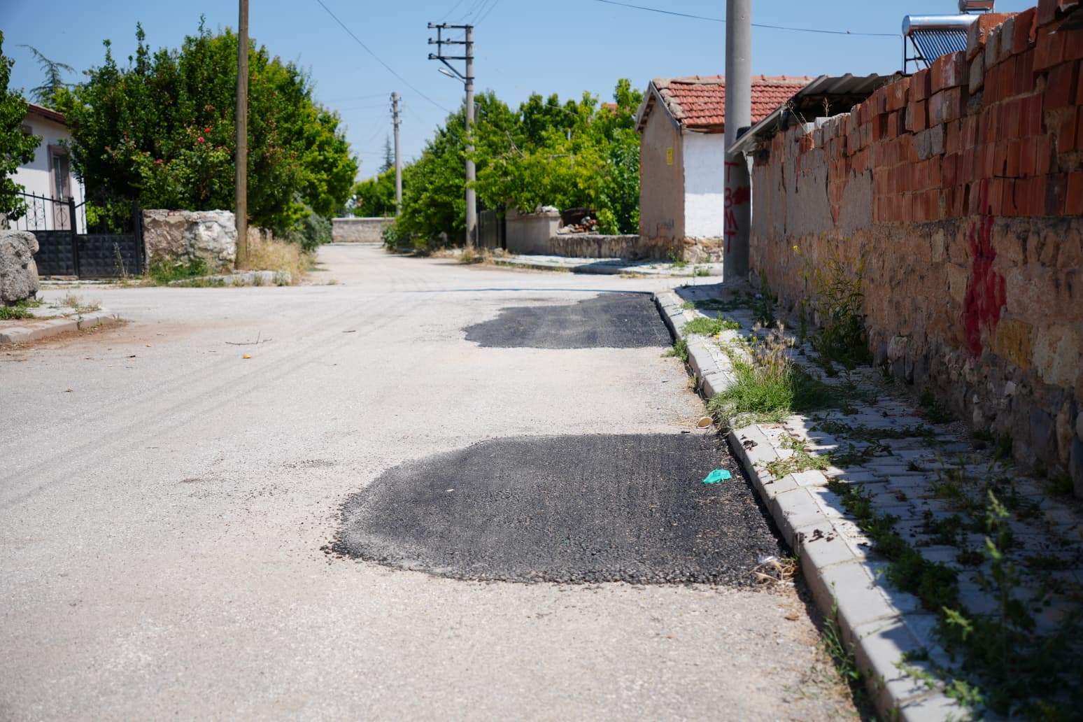 Müslümana Mahallesi'nde yollar yenileniyor