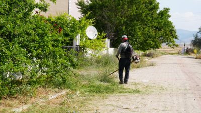 Bolvadin Belediye Başkanı Derviş Aynacı'nın talimatları doğrultusunda, belediye Fen İşleri
