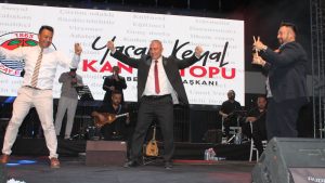 Çay Belediyesi tarafından bu yıl üçüncüsü düzenlenen Çay Vişne ve