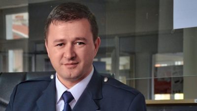 Kelebek ve Doğa Fotoğrafçısı Cem Akın vefat etti. Akın uzun