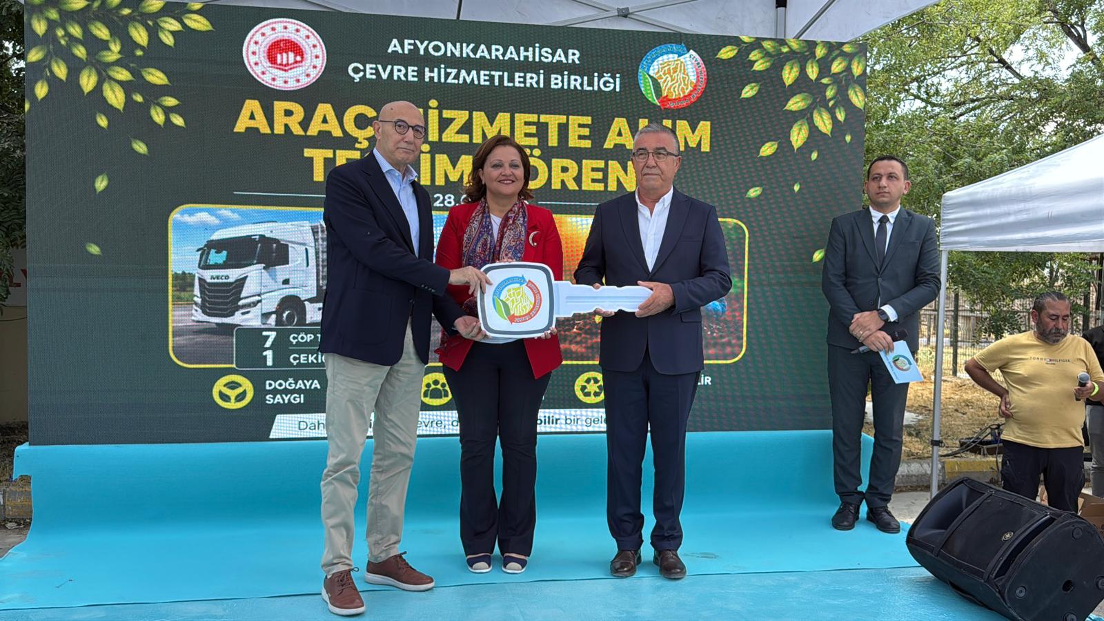 Çevre Hizmetleri’ne 8 yeni araç takviyesi