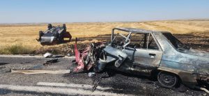 Afyonkarahisar'ın Emirdağ ilçesinde iki otomobilin çarpışması sonucu 1 kişi hayatını
