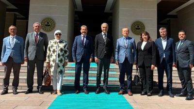 Özel Kalem Müdürleri Derneği Genel Başkanı Mustafa Tarlacı ve yönetim