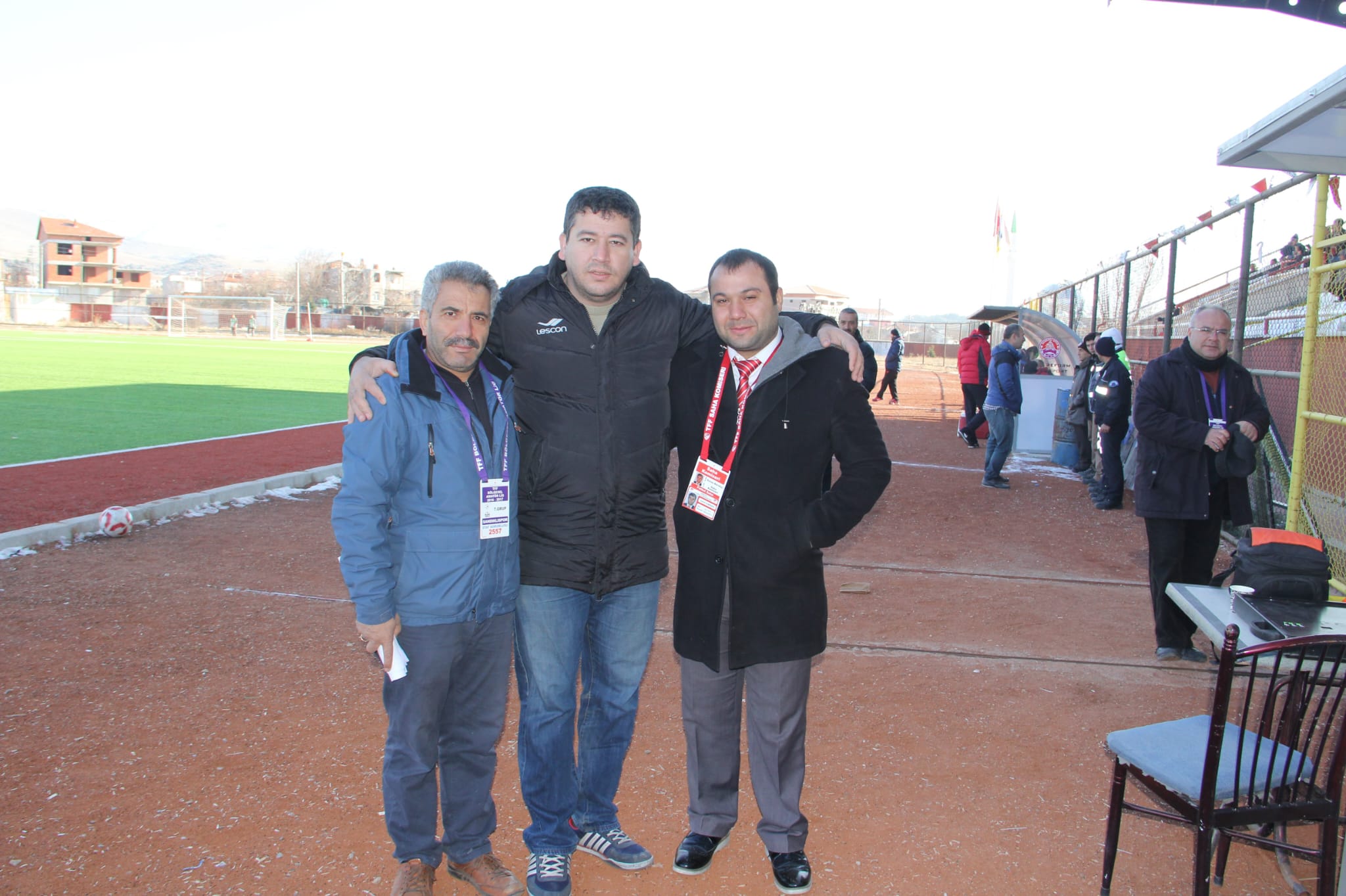 Duayen Spor Yorumcusu Acır sahalara dönüyor