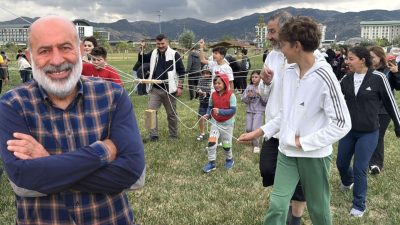 Afyonkarahisar'da 50 aile, "Aile Çadır ve Karavan Kampı"nda bir araya