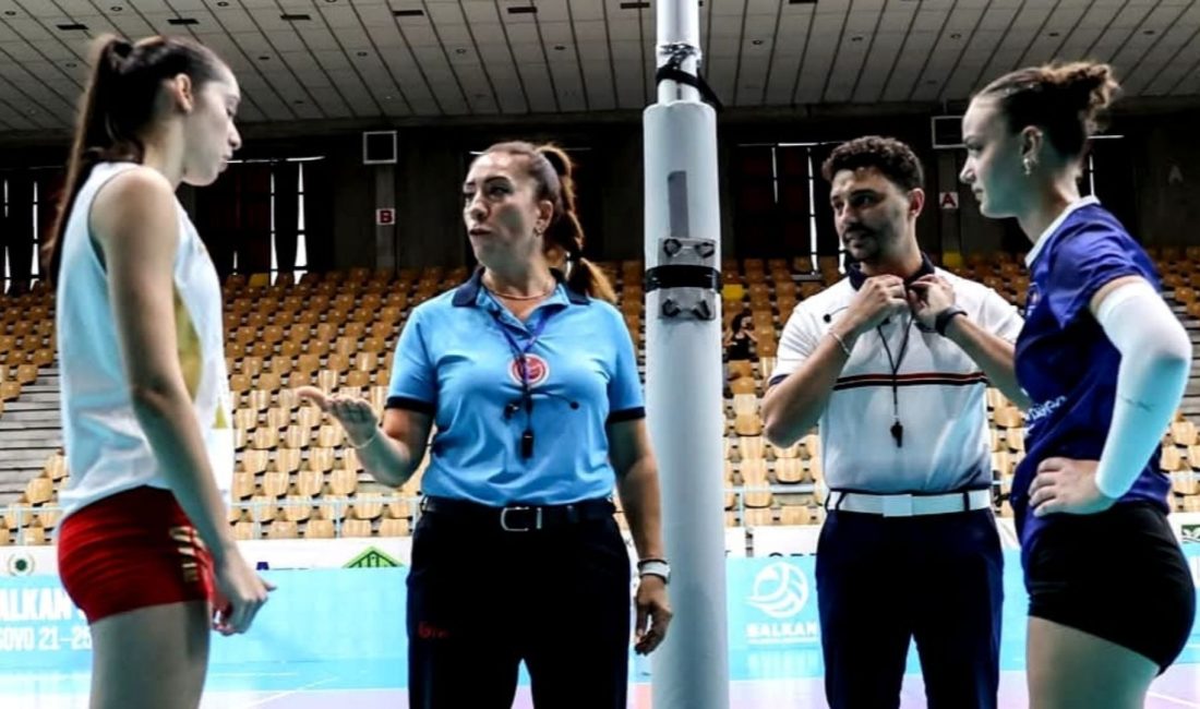 Afyonkarahisar'da voleybol hakemliğine başlayan Ulusal Hakem Pınar Elma, Kosova'da düzenlenen