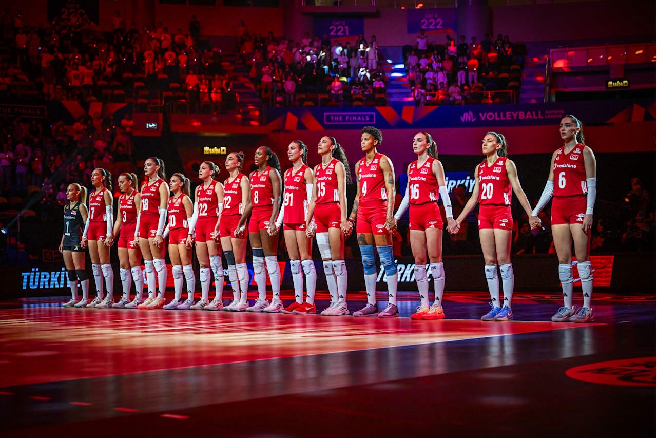 Filenin Sultanları, VNL'de 3. kez finalde 2 Filenin Sultanları, VNL'de 3. kez finalde